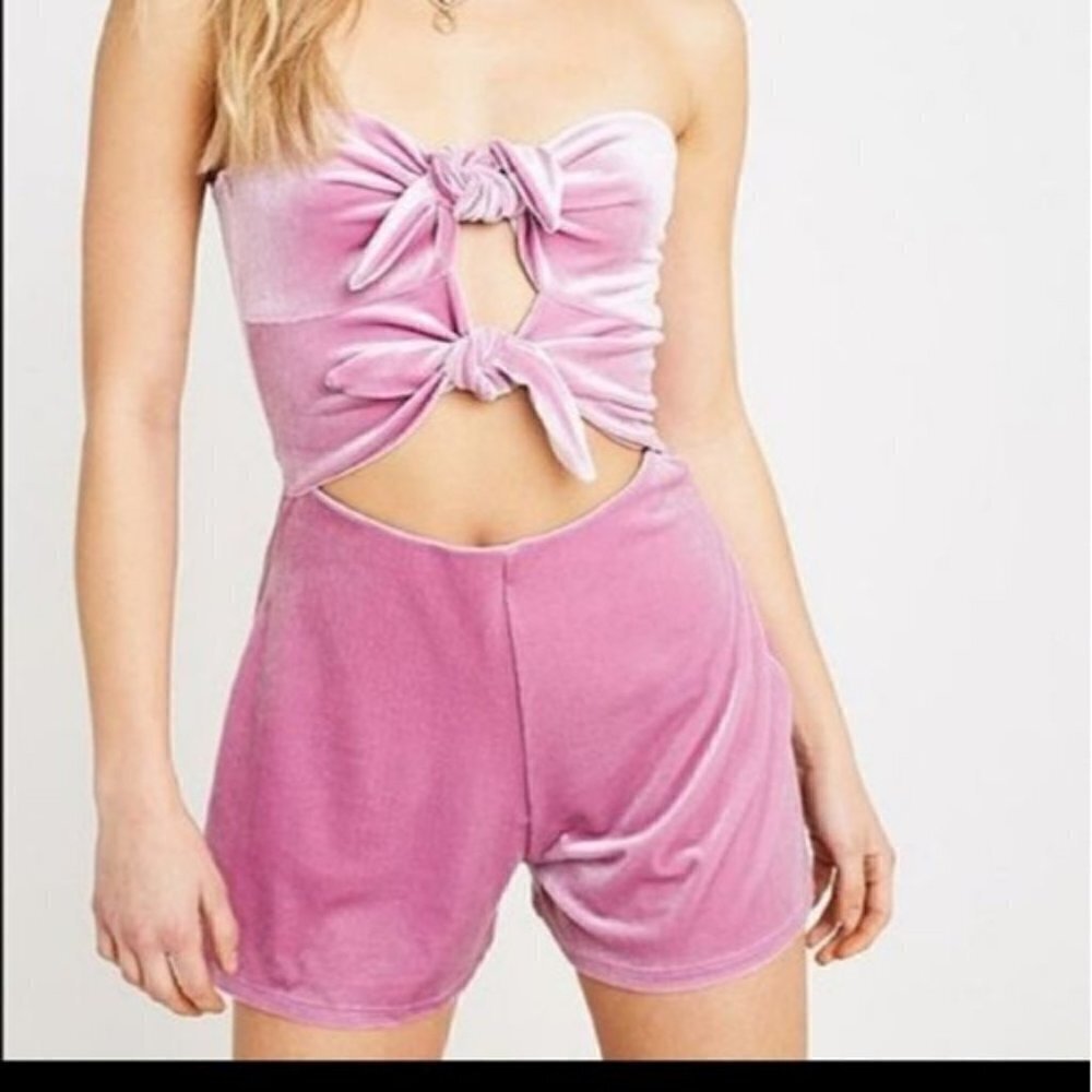 Urban Outfitters Lilac Velvet Front Tie